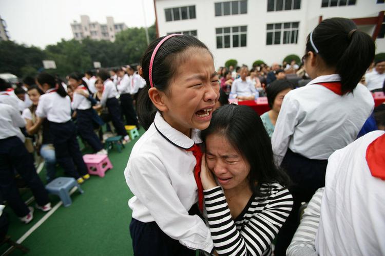 发言被掌声打断3次;发言被掌声打断3次怎么办